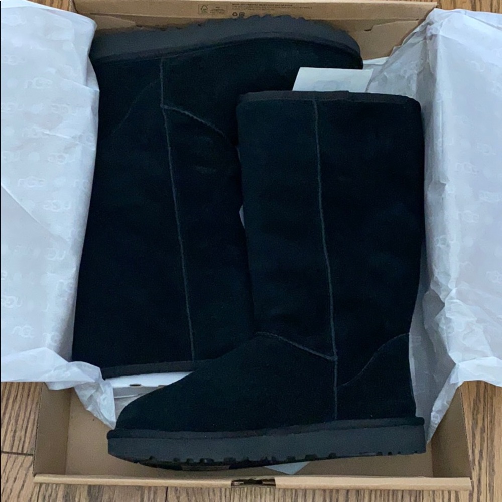 UGG CLASSIC TALL